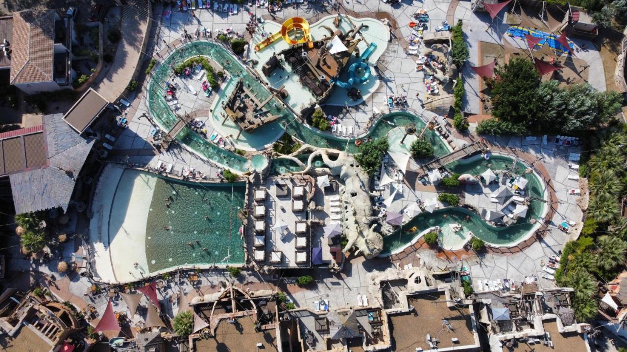 אגדה Hotel Pirates World מראה חיצוני תמונה